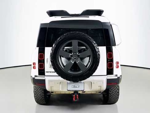 Used 2025 Land Rover Defender 110 S AWD/4WD image 6