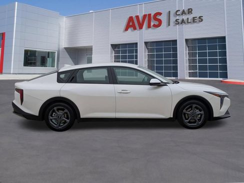 Used 2025 Kia K4 FWD image 5