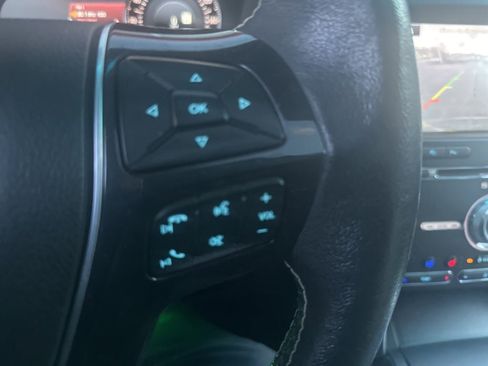 Used 2016 Ford Explorer Platinum image 8