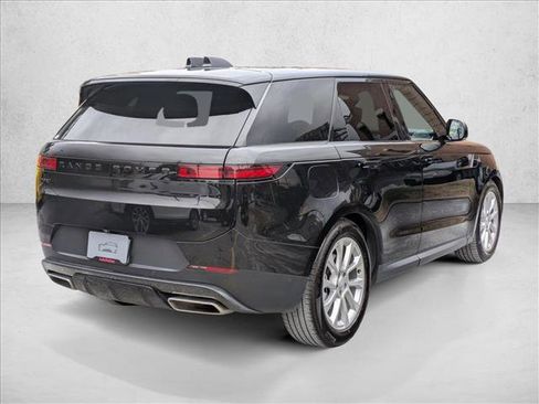 Certified 2025 Land Rover Range Rover Sport SE image 5