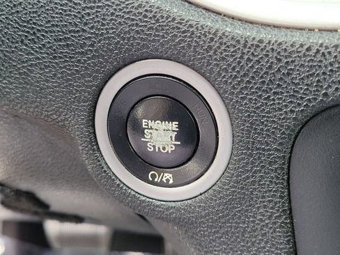Used 2020 Dodge Charger SXT RWD image 26