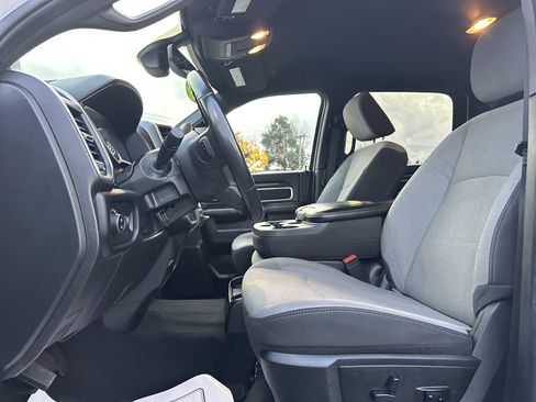 Used 2024 RAM 3500 Big Horn image 10