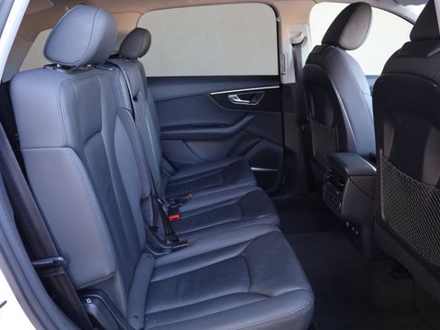 Used 2021 Audi Q7 3.0T Premium Plus image 26