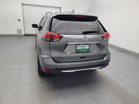 Used 2018 Nissan Rogue SV AWD/4WD image 6
