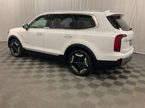 Used 2025 Kia Telluride S AWD/4WD image 8