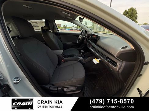 New 2026 Kia K4 FWD image 31