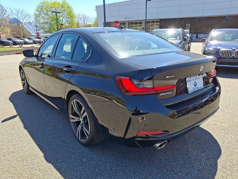 Used 2023 BMW 330i xDrive Sedan w/ Driving Assistance Package AWD/4WD image 5