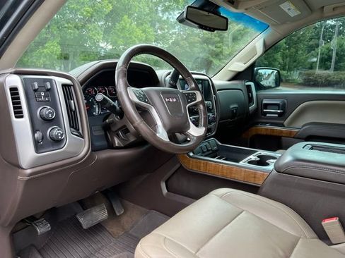 Used 2018 GMC Sierra 1500 SLT AWD/4WD image 11