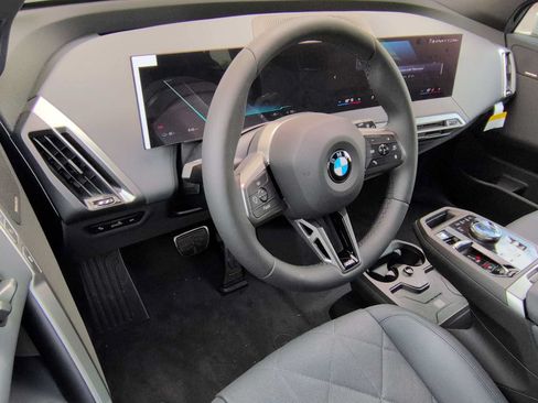 New 2026 BMW iX xDrive45 AWD/4WD image 10