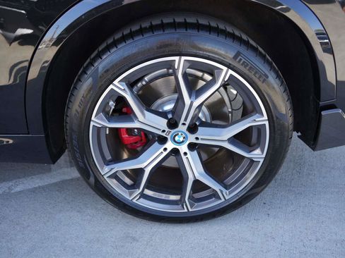 Certified 2023 BMW X5 xDrive45e w/ M Sport Package image 6