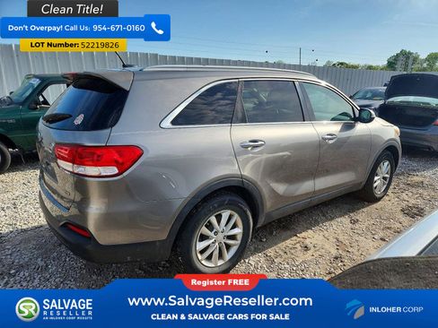 Used 2016 Kia Sorento FWD image 4