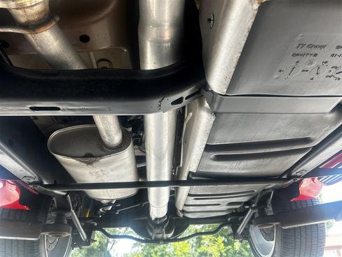 Used 2004 Chevrolet SSR w/ Preferred Equipment Group image 76