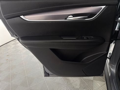 Used 2021 Cadillac XT5 Luxury FWD image 11