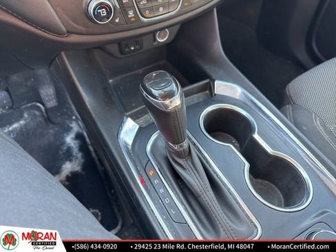 Used 2018 Chevrolet Traverse LT image 17