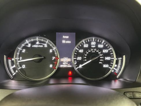 Used 2017 Acura MDX FWD image 12