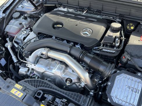 Used 2026 Mercedes-Benz GLB 250 4MATIC image 27