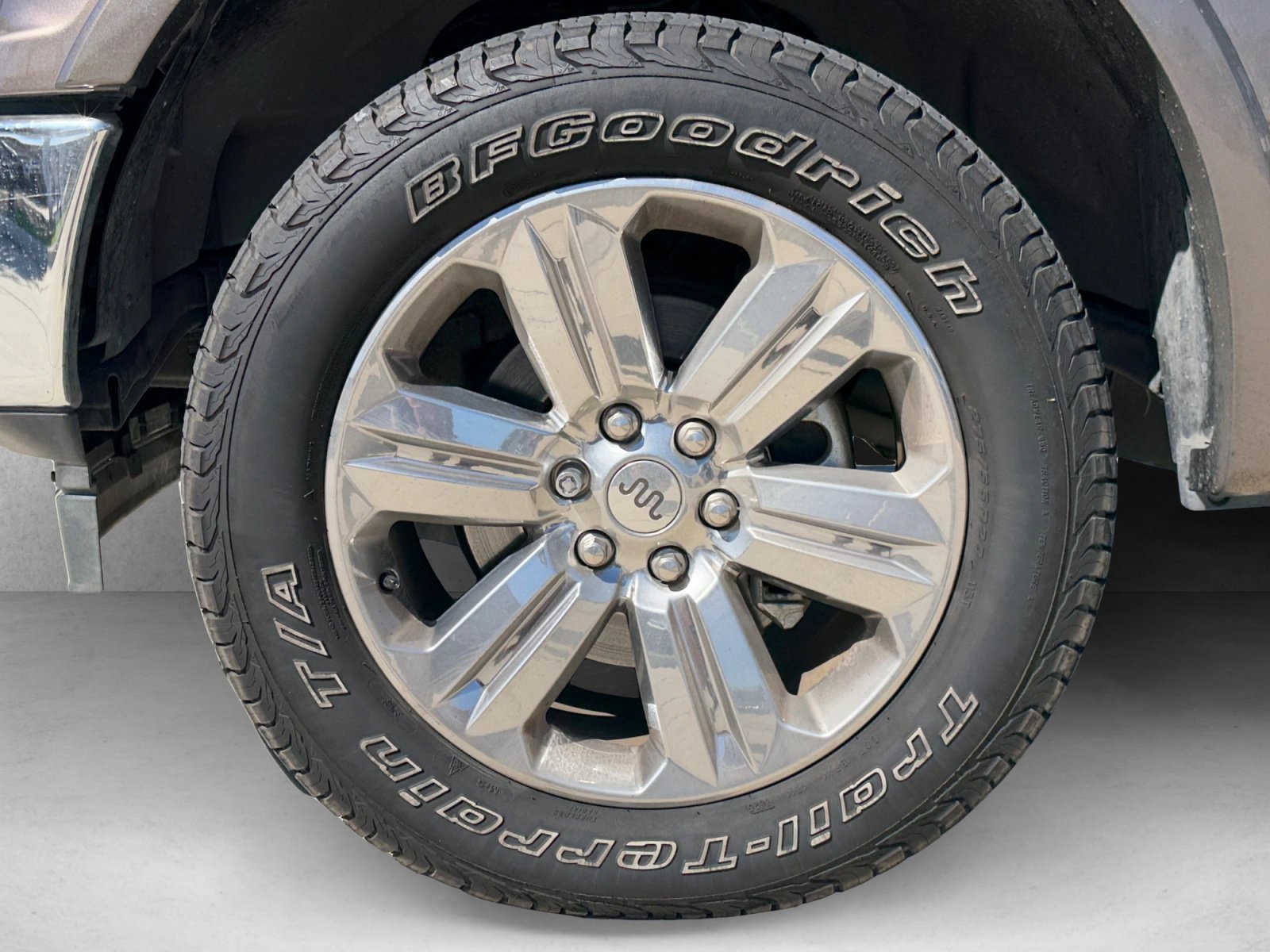 Used 2020 Ford F150 King Ranch w/ Equipment Group 601A Luxury AWD/4WD image 9