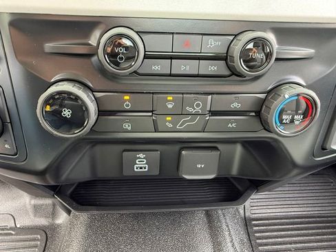 New 2026 Ford F250 XL w/ XL Off-Road Package AWD/4WD image 19