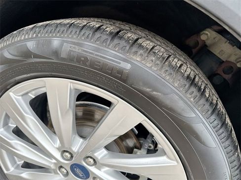 Certified 2021 Ford Escape Titanium w/ Titanium Elite Package image 39