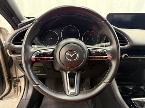 Used 2024 MAZDA MAZDA3 s FWD image 13