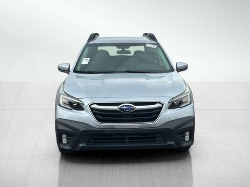 Used 2020 Subaru Outback Premium AWD/4WD image 2