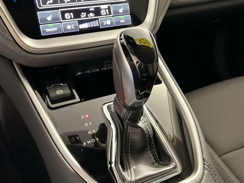 Used 2025 Subaru Outback Onyx Edition image 22