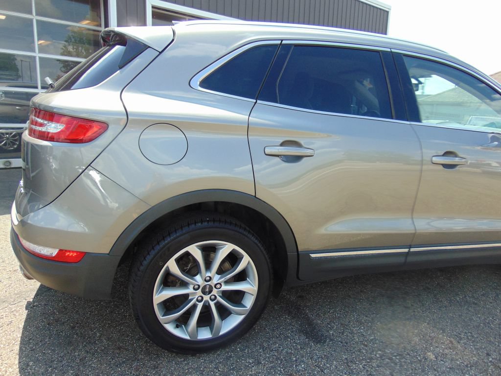 Used 2017 Lincoln MKC Select AWD/4WD image 13