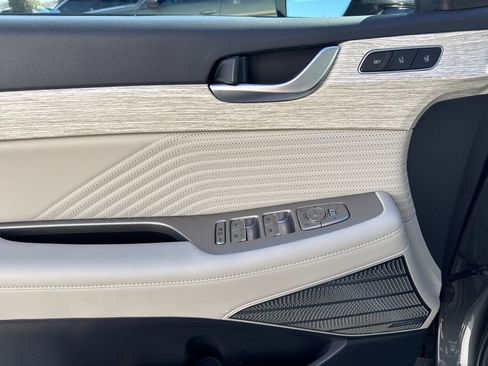 Used 2025 Hyundai Palisade Calligraphy image 23