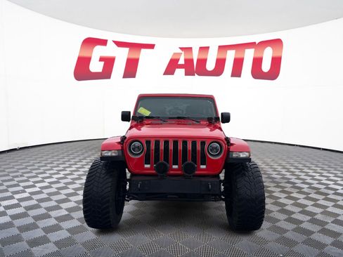 Used 2019 Jeep Wrangler Unlimited Sahara w/ Uconnect 4C Nav & Sound Group image 2