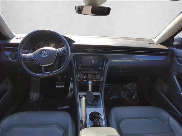 Used 2020 Volkswagen Passat 2.0T R-Line FWD image 29