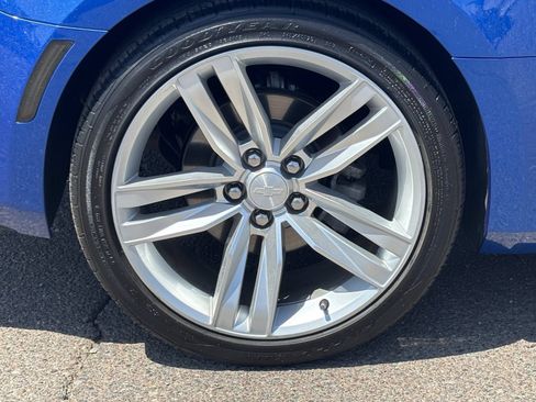 Used 2017 Chevrolet Camaro LT w/ RS Package RWD image 9