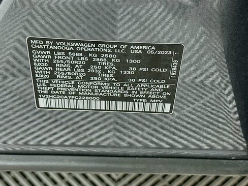 Certified 2023 Volkswagen Atlas Cross Sport SE AWD/4WD image 32