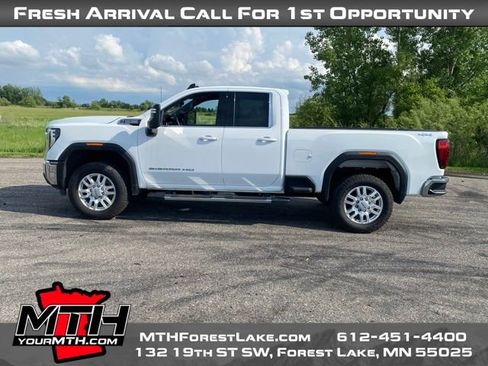 Used 2024 GMC Sierra 2500 SLE w/ SLE Value Package AWD/4WD image 5