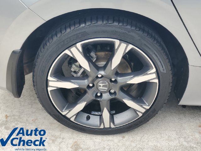 Used 2025 Honda Civic Sport Touring image 7