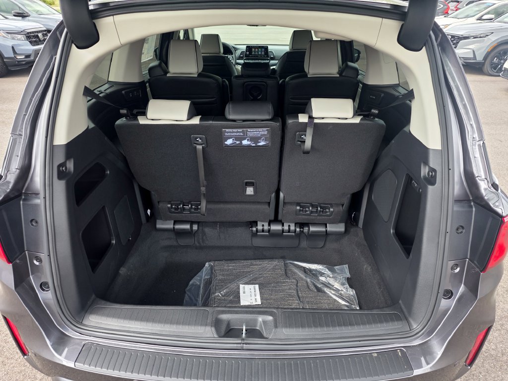 New 2027 Honda Odyssey Elite image 17