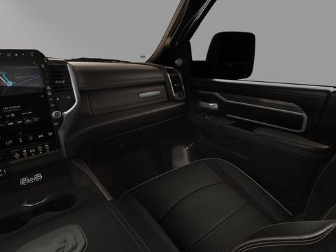 New 2026 RAM 2500 Laramie AWD/4WD image 7