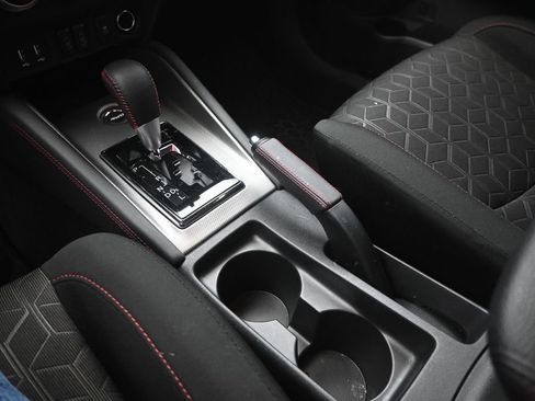 Used 2025 Mitsubishi Outlander Sport AWD image 29