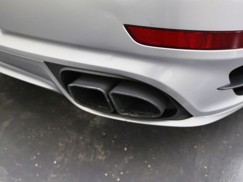 Used 2016 Porsche 911 Turbo image 20