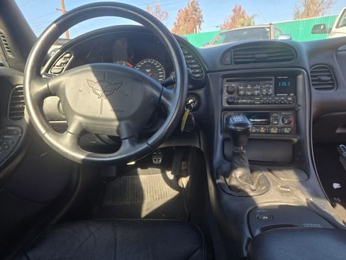 Used 2002 Chevrolet Corvette Z06 w/ Memory Pkg image 14