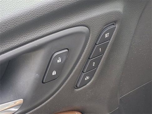 Used 2020 Buick Encore GX Essence image 9