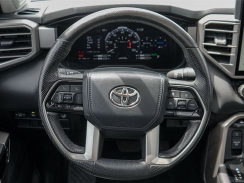 Used 2024 Toyota Tundra Limited AWD/4WD image 28