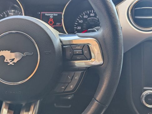 Used 2016 Ford Mustang GT Premium image 19