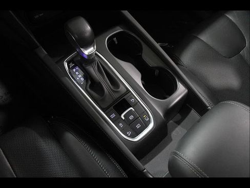 Used 2020 Hyundai Santa Fe Limited AWD/4WD image 15