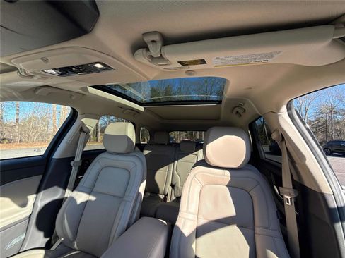 Used 2021 Lincoln Corsair Grand Touring w/ Equipment Group 301A image 22