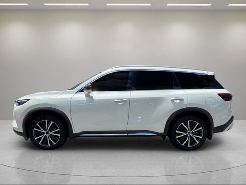 Used 2022 INFINITI QX60 Sensory w/ Cargo Package FWD image 2