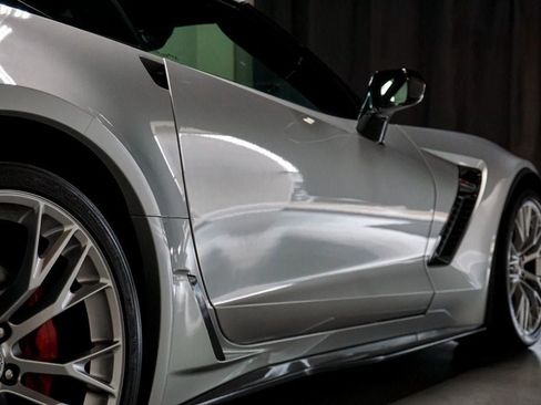 Used 2016 Chevrolet Corvette Z06 w/ 3LZ Preferred Equipment Group RWD image 57