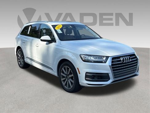 Used 2019 Audi Q7 3.0T Premium Plus w/ Premium Plus Package AWD/4WD image 1