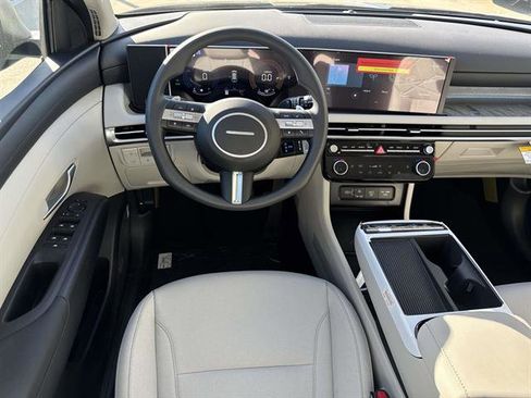 New 2026 Hyundai Tucson SEL image 9