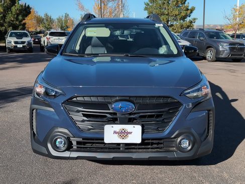 Used 2025 Subaru Outback Onyx Edition w/ Popular Package #2 AWD/4WD image 2