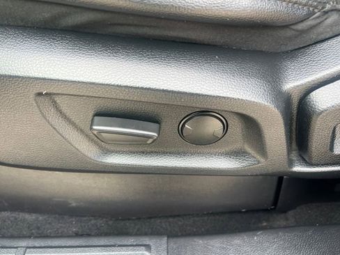 Used 2019 Ford Ranger Lariat w/ Equipment Group 501A Mid image 16